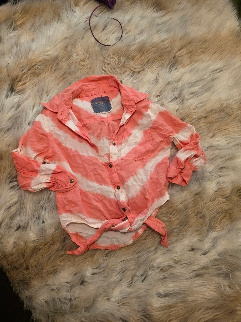 Arizona Jean Company Coral & White Tie-Dye Shirt